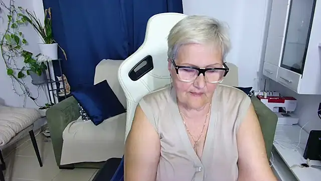 Selenna57 online show from 05-08-26, 04:56