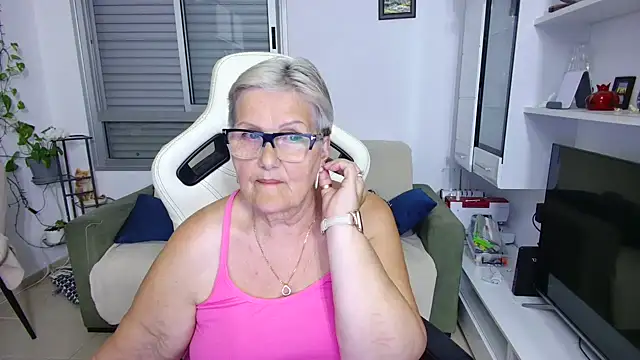 Selenna57 online show from 05-12-26, 05:54