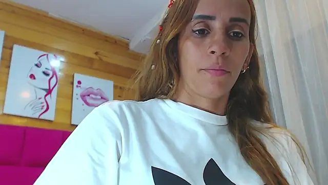 Amber Moore online show from 02-04-25, 10:55