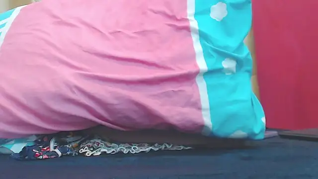 Amber Moore online show from 03-15-25, 03:59