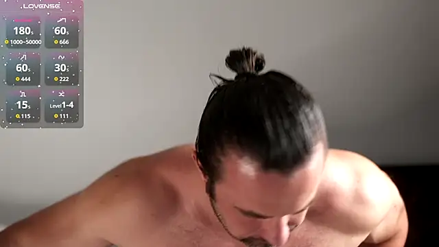 Snapshot of Jonathan___123 chatting on 11-26-25, 03:29 Jonathan 123 online show from 11-26-25, 03:29