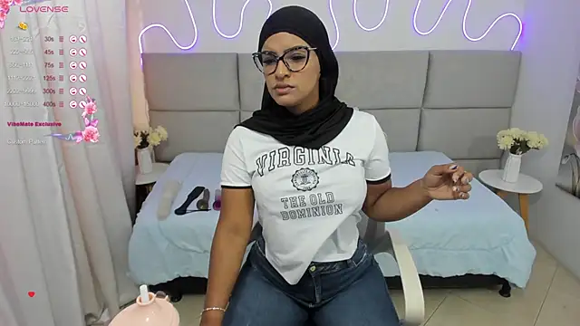 Snapshot of nashiira_ chatting on 01-15-25, 07:12 nashiira online show from 01-15-25, 07:12