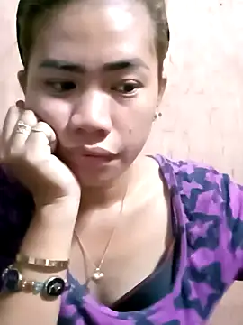 Snapshot of Cutie_body11 chatting on 12-30-24, 12:43 Cutie body11 online show from 12-30-24, 12:43