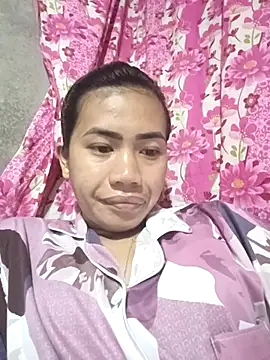 Snapshot of Cutie_body11 chatting on 03-04-25, 12:07 Cutie body11 online show from 03-04-25, 12:07