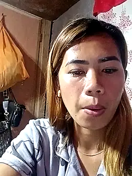 Snapshot of Cutie_body11 chatting on 03-14-25, 11:43 Cutie body11 online show from 03-14-25, 11:43