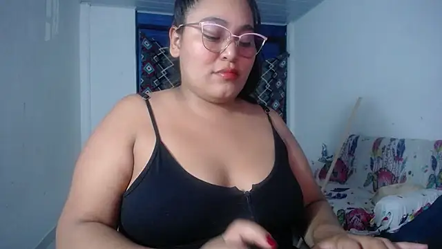 sirena 15 online show from 02-06-26, 05:23