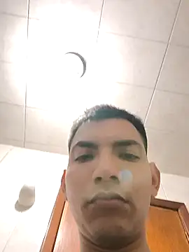 Snapshot of 02saga chatting on 12-13-25, 08:36 02saga online show from 12-13-25, 08:36