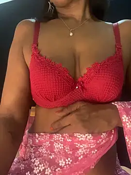 Snapshot of naughtyjaanu chatting on 02-15-25, 05:28 naughtyjaanu online show from 02-15-25, 05:28