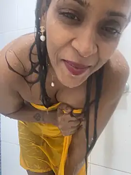 Snapshot of naughtyjaanu chatting on 03-06-25, 02:09 naughtyjaanu online show from 03-06-25, 02:09