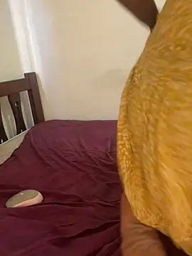 Snapshot of naughtyjaanu chatting on 03-15-25, 02:56 naughtyjaanu online show from 03-15-25, 02:56