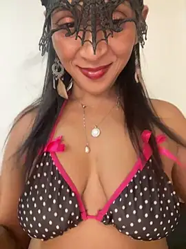 Snapshot of naughtyjaanu chatting on 10-23-25, 11:24 naughtyjaanu online show from 10-23-25, 11:24