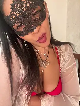 Snapshot of naughtyjaanu chatting on 11-25-25, 11:16 naughtyjaanu online show from 11-25-25, 11:16