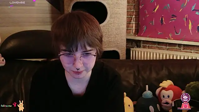 Snapshot of GamerGirl_Eve chatting on 11-09-25, 07:12 GamerGirl Eve online show from 11-09-25, 07:12