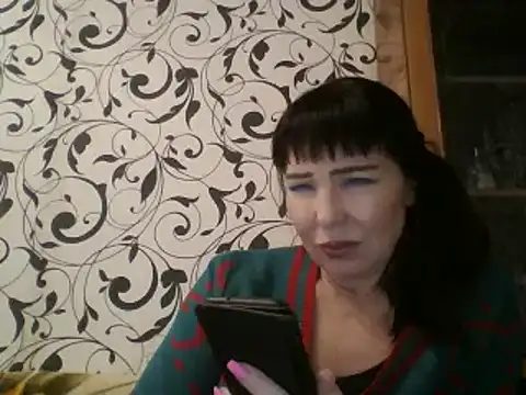 Snapshot of JeaneDavis chatting on 03-19-25, 10:44 JeaneDavis online show from 03-19-25, 10:44