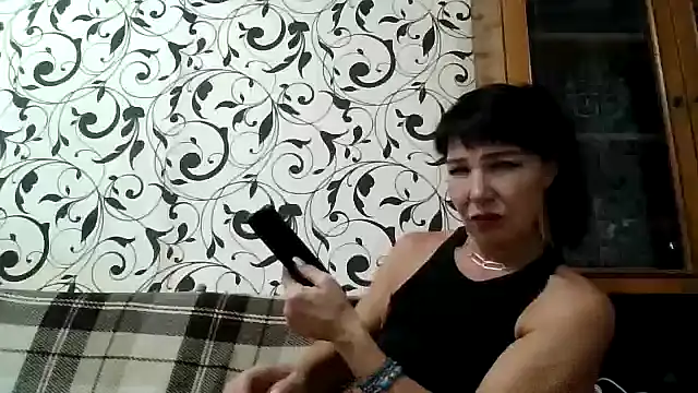 Snapshot of JeaneDavis chatting on 09-11-25, 03:12 JeaneDavis online show from 09-11-25, 03:12