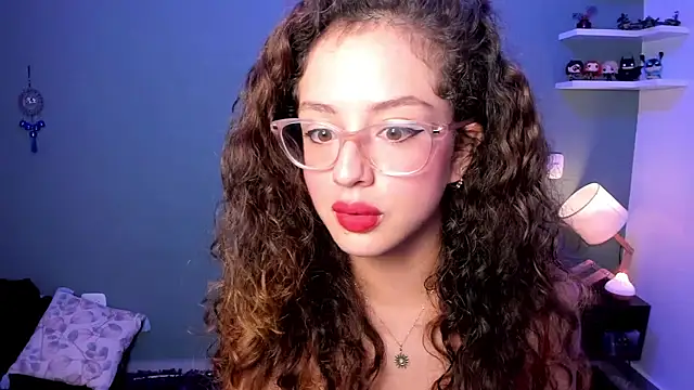 Cassandra Caiin online show from 12-17-24, 10:11