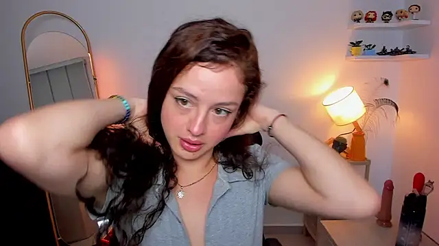 Cassandra Caiin online show from 10-02-25, 12:01