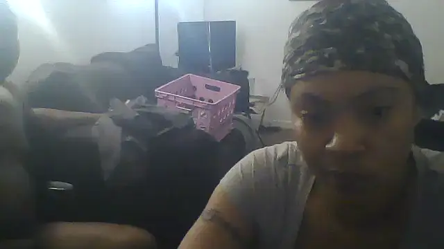 Snapshot of realninafame chatting on 10-02-25, 08:32 realninafame online show from 10-02-25, 08:32