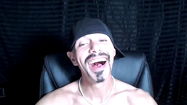 Snapshot of ThickD2C chatting on 01-25-25, 02:58 ThickD2C online show from 01-25-25, 02:58
