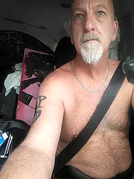 Snapshot of Yankeedave420 chatting on 05-16-26, 07:45 Yankeedave420 online show from 05-16-26, 07:45