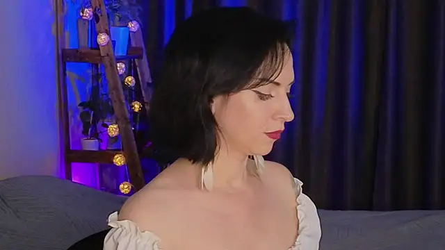 lily conor online show from 07-28-26, 11:50