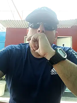 chicoguapo8 online show from 10-04-25, 05:11