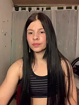 Estefani 32 online show from 06-13-26, 12:08