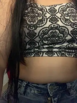 Estefani 32 online show from 07-19-26, 07:17