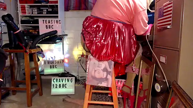 Snapshot of tgirljillforbbc chatting on 01-08-25, 07:56 tgirljillforbbc online show from 01-08-25, 07:56