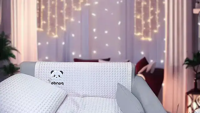 Snapshot of Giuliam chatting on 12-16-25, 08:36 Giuliam online show from 12-16-25, 08:36