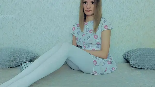 YourCaramel online show from 01-12-25, 05:24