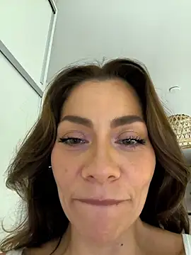 Snapshot of SamyJones9 chatting on 03-08-26, 11:08 SamyJones9 online show from 03-08-26, 11:08