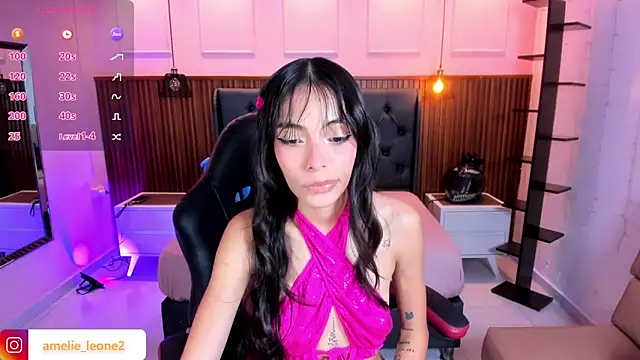 Snapshot of AMELIELEONE chatting on 09-09-25, 12:37 AMELIELEONE online show from 09-09-25, 12:37