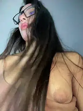 DulceLenns online show from 03-17-25, 06:53