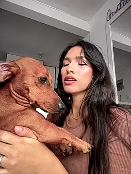 DulceLenns online show from 09-16-25, 06:20