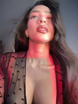 DulceLenns online show from 04-22-26, 06:20