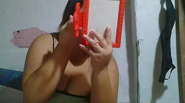 Creamsweetpussy28 online show from 01-31-25, 09:48