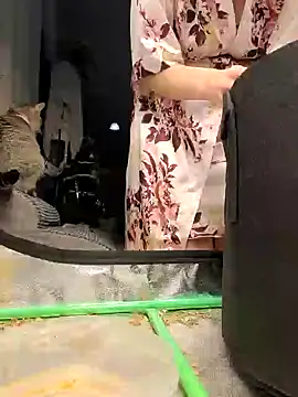 Snapshot of ScarletCallings420 chatting on 12-09-24, 07:18 ScarletCallings420 online show from 12-09-24, 07:18