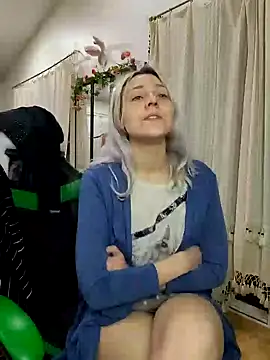 Snapshot of ScarletCallings420 chatting on 01-26-25, 01:25 ScarletCallings420 online show from 01-26-25, 01:25