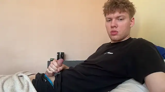 sexybooii6968 online show from 11-04-25, 10:25