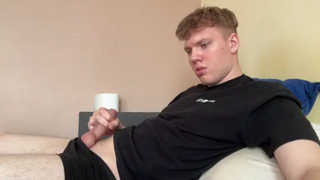 sexybooii6968 online show from 02-12-26, 01:28