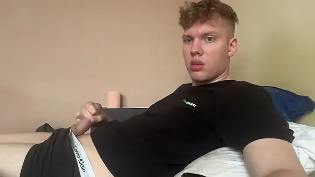 sexybooii6968 online show from 06-04-26, 09:59