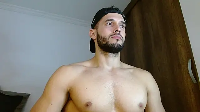 Noah jhonsonn online show from 04-08-26, 05:02