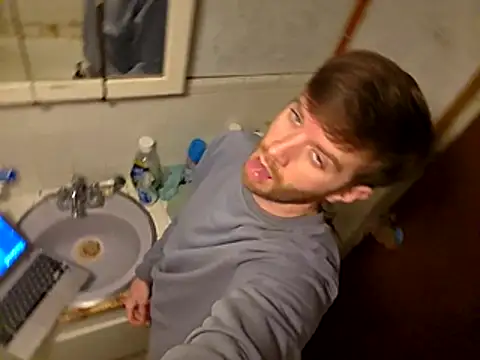 Snapshot of BlueEyedJason chatting on 11-09-25, 10:41 BlueEyedJason online show from 11-09-25, 10:41