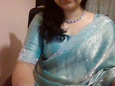 Snapshot of Pinky_4 chatting on 12-03-25, 06:28 Pinky 4 online show from 12-03-25, 06:28