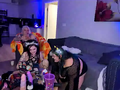 Cutegothcrybabyx online show from 01-15-25, 09:24