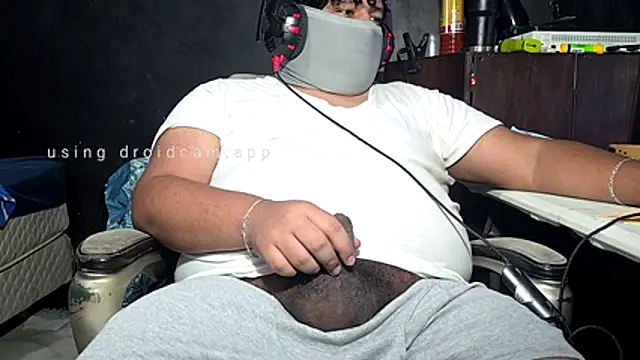 mikfgh50 online show from 11-23-25, 05:18