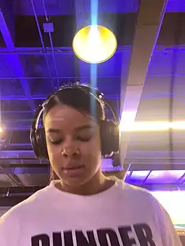 trianawhite online show from 12-03-24, 07:55