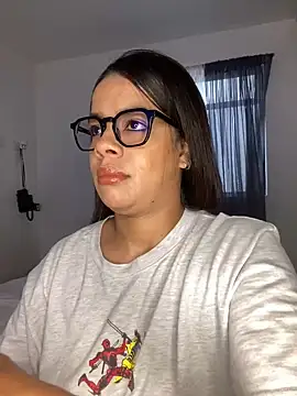 trianawhite online show from 12-14-24, 03:25