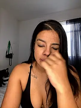 trianawhite online show from 01-17-26, 03:17